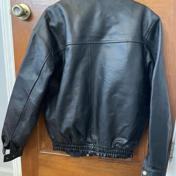 Black Rocky Mountain Hides jacket - Picture 6 of 9